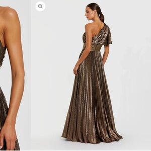 Elegant Brown One-Shoulder pleated metallic ball gown mother of the bride groom